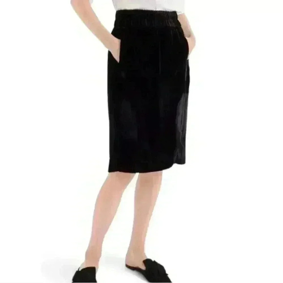 J Crew Velvet Pull On Skirt Black Womens Size XXS Knee Length - Picture 2 of 6